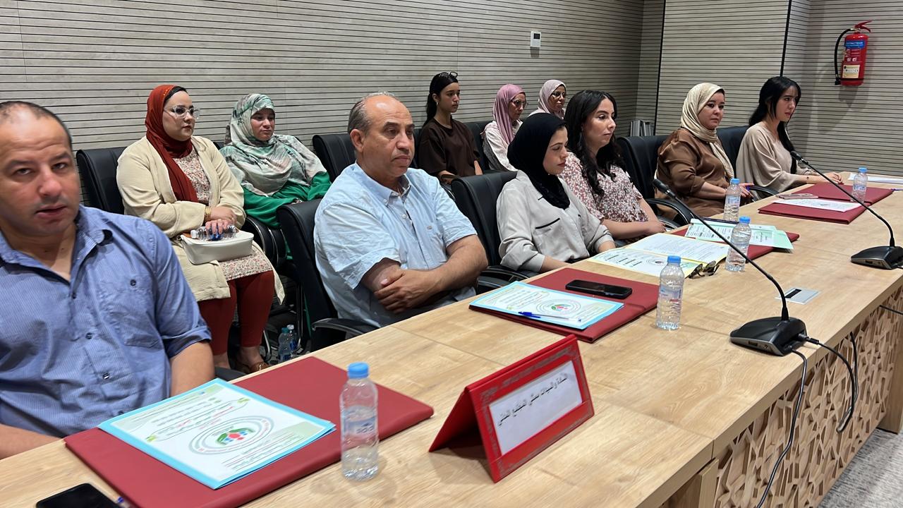 لقاءً تواصليً لتقديم الدراسة السيكولوجية حول "تعزيز الصحة النفسية والاجتماعية للفئات في وضعية هشاشة: من التشخيص إلى استراتيجيات التدخل"