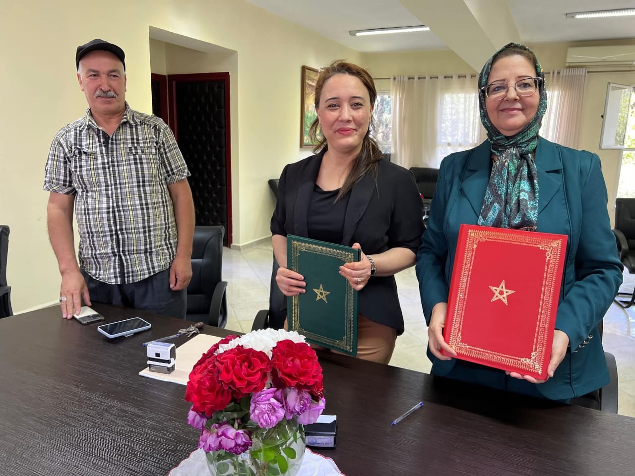 توقيع اتفاقية الشراكة بين المديرية الإقليمية للأكاديمية الجهوية للتربية والتكوين لجهة طنجة تطوان الحسيمة بوزان